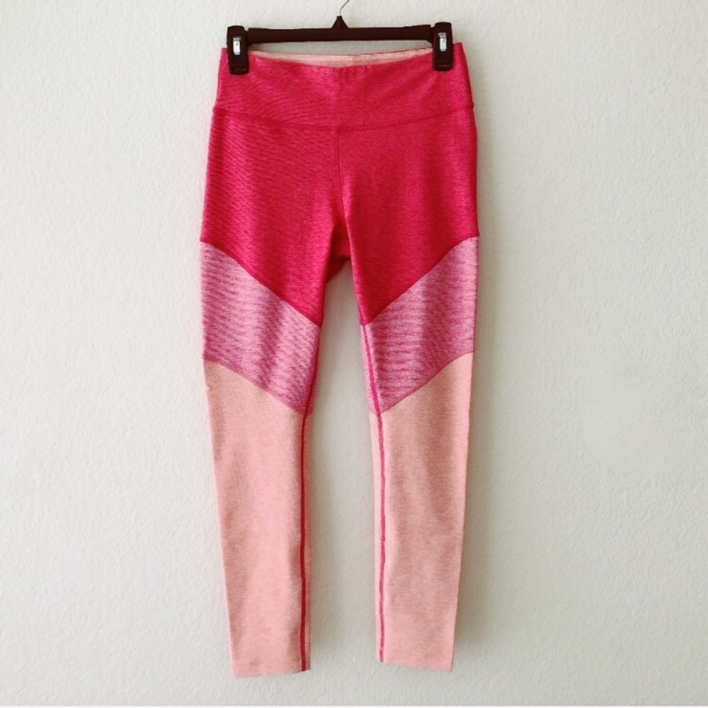 Outdoor voices limited edition flamingo springs